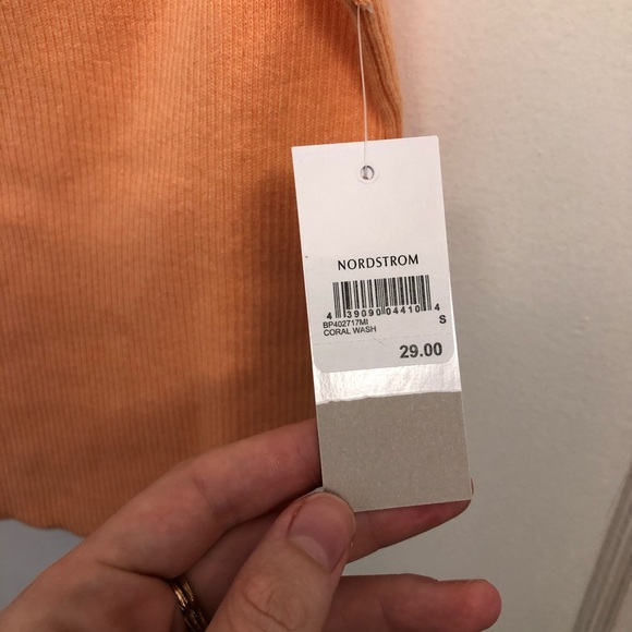 Super cute knit top NWT size small - Picture 5 of 8